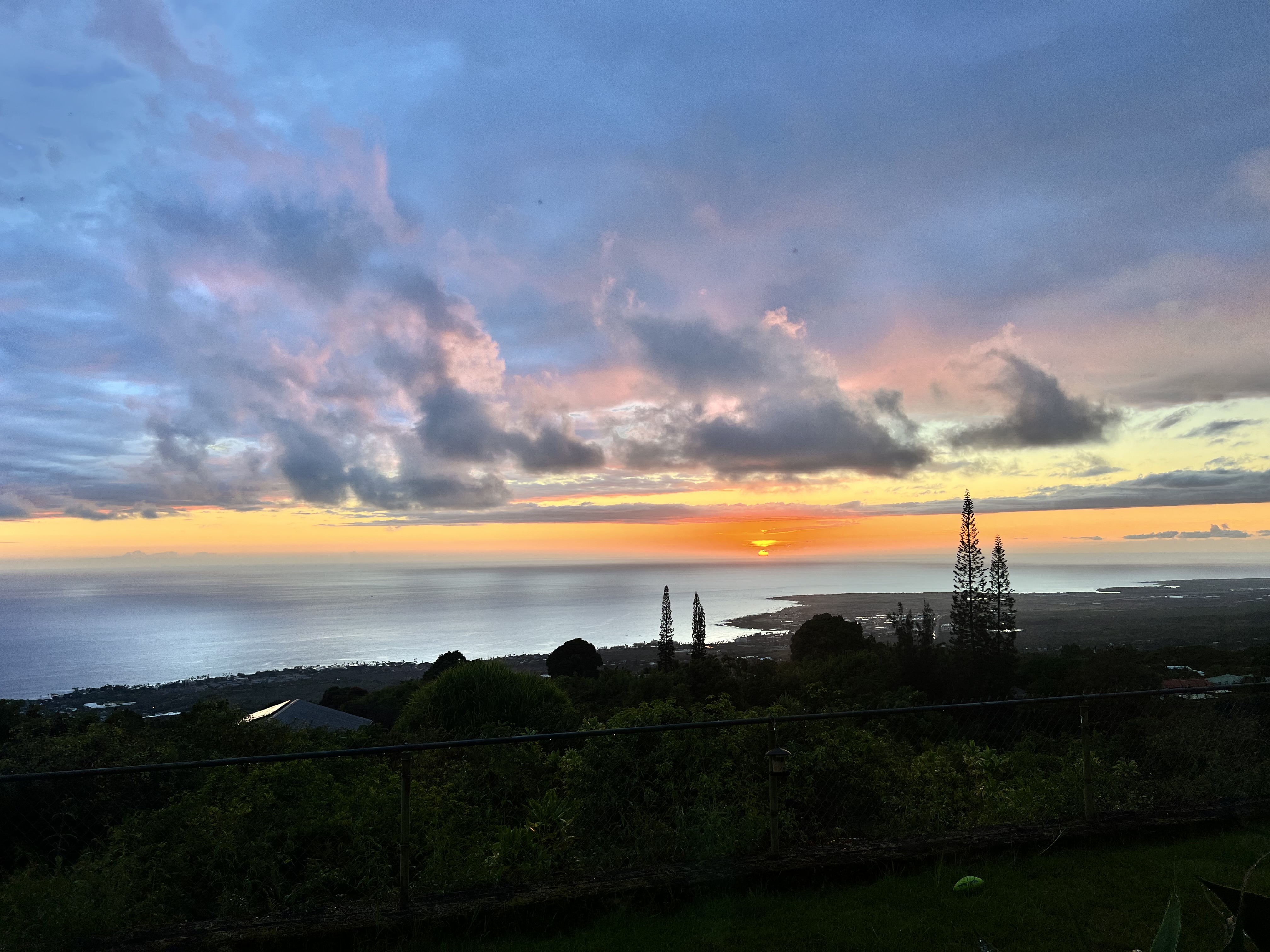 Epic Views, Private & Gated Community in 19.640°, -155.952° — Land for Rent / Lease on Land Share Network
