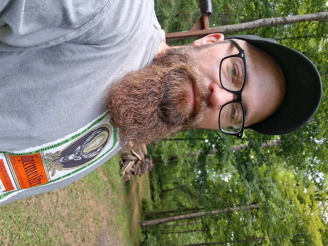 Redneck in 45.360°, -90.158° — Member on Land Share Network